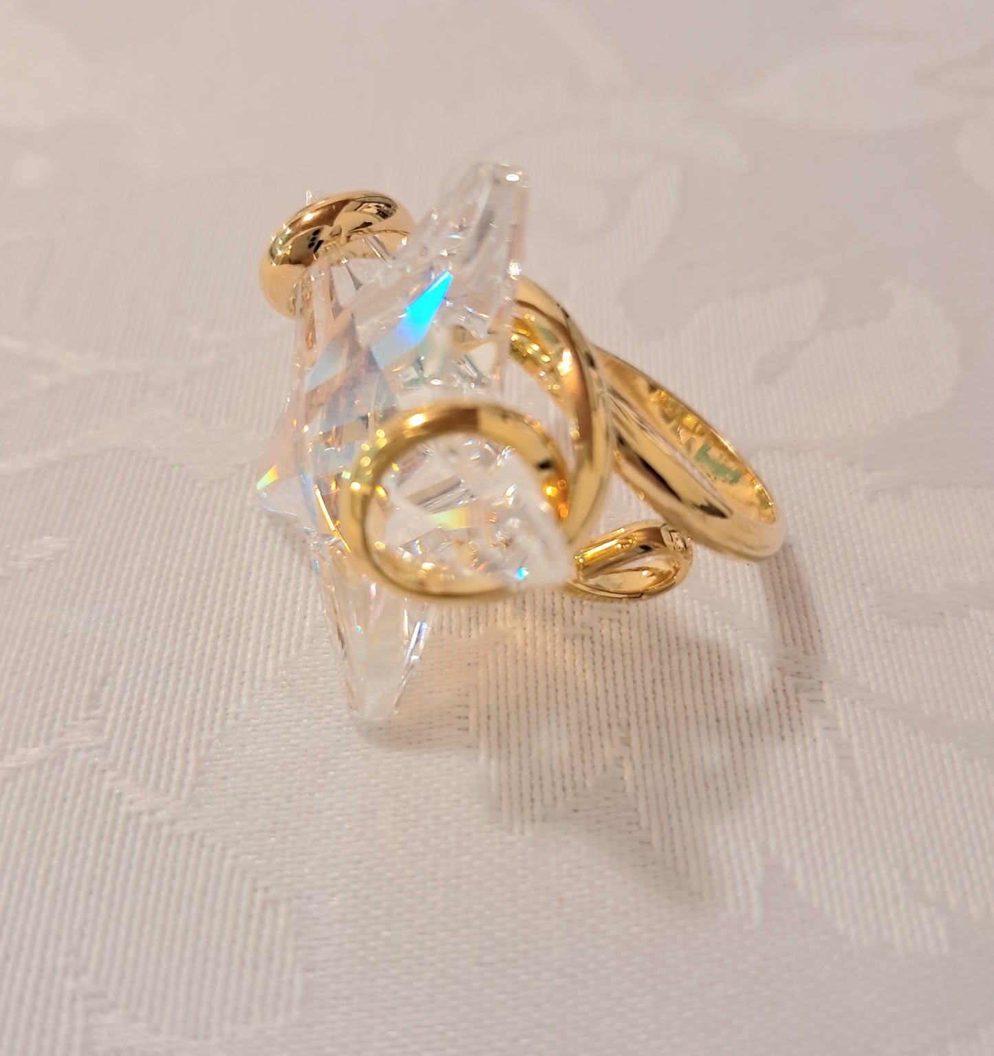 Anello a stella grande dorato