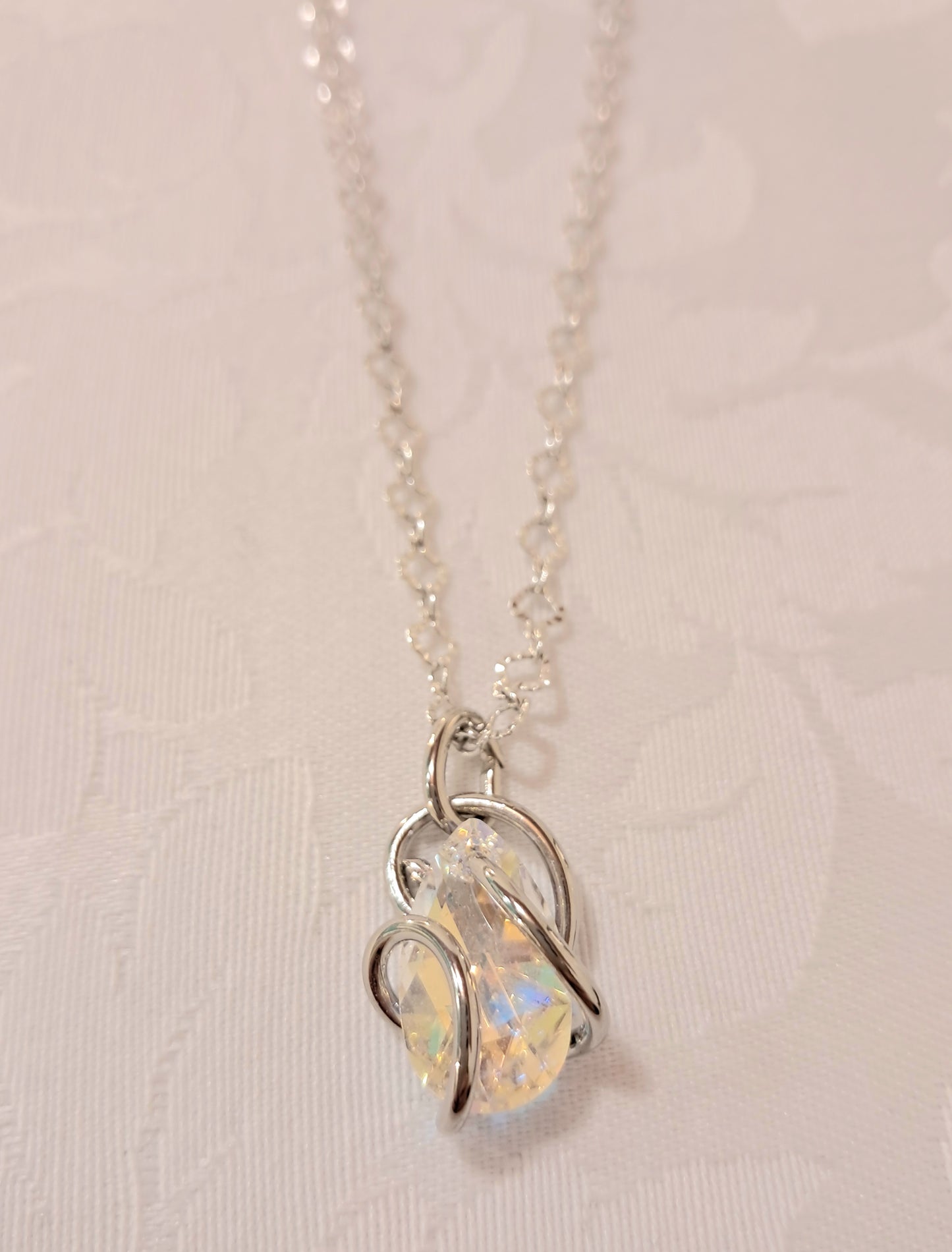 Ciondolo goccia aurora boreale in acciaio